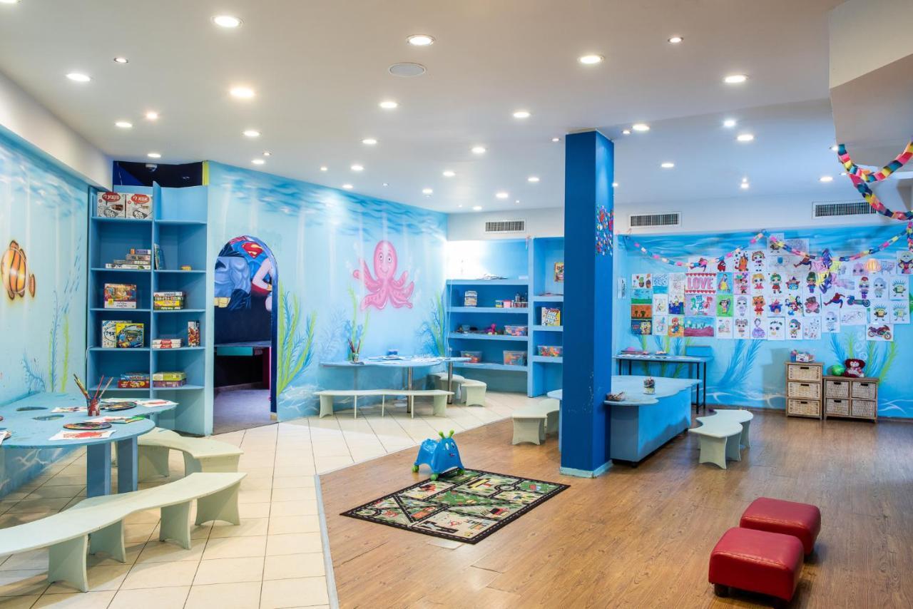 Vert Hotel Eilat Exterior foto The interior of the Children's Museum of Oakville